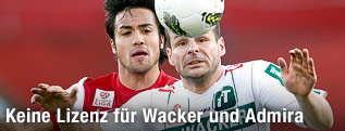 Stephan Palla (FC Admira) gegen Roman Wallner (Wacker Innsbruck)